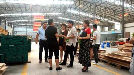 青馬旅程 | 探訪高端定制家具的獨(dú)特奧秘,迪諾德萊克誠(chéng)邀青馬設(shè)計(jì)機(jī)構(gòu)參觀工廠